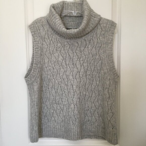 Cashmere and silk lace stitch vest, size M - Picture 1 of 8